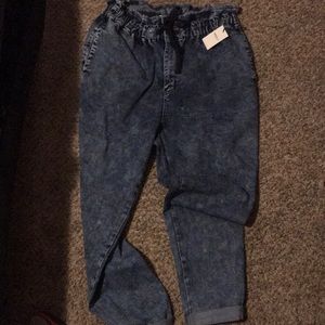 Paper bag stonewash jeans